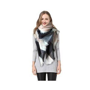 Women's Oversized Blanket Scarf